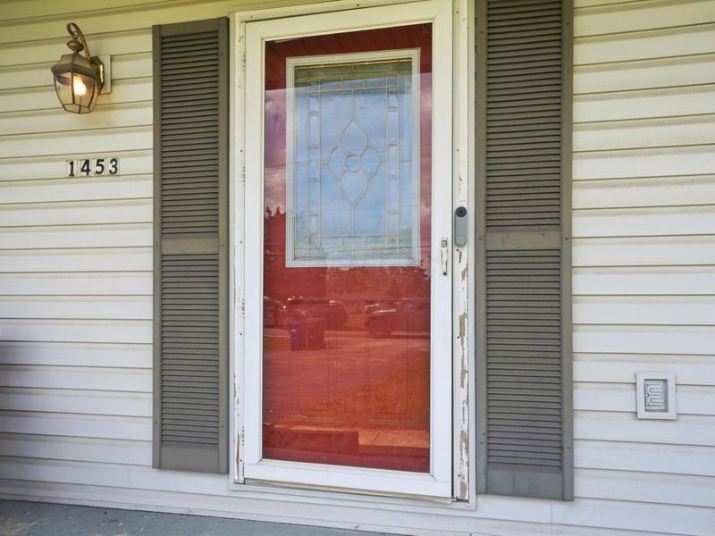 1453 Demorest Road, Columbus, OH 43228 Photo 5