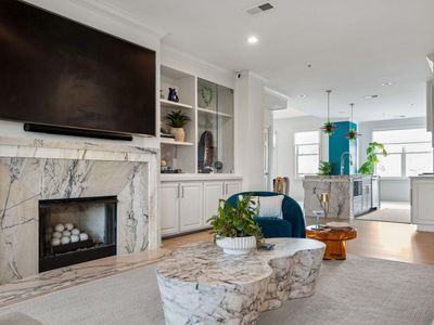 245 Seven Farms Drive, Unit Apt 330, Charleston, SC 29492