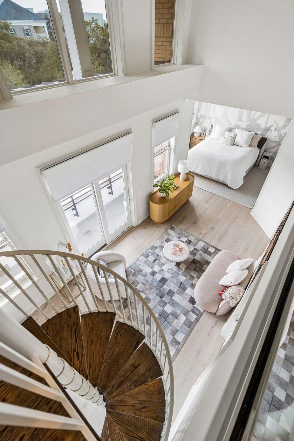 245 Seven Farms Drive Photo 53