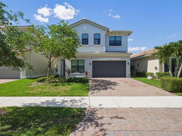 8815 NW 37th Dr , Coral Springs, FL 33065