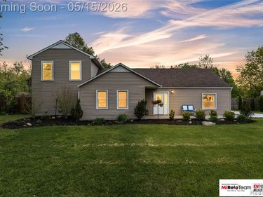16245 Helen Street, Southgate, MI 48195