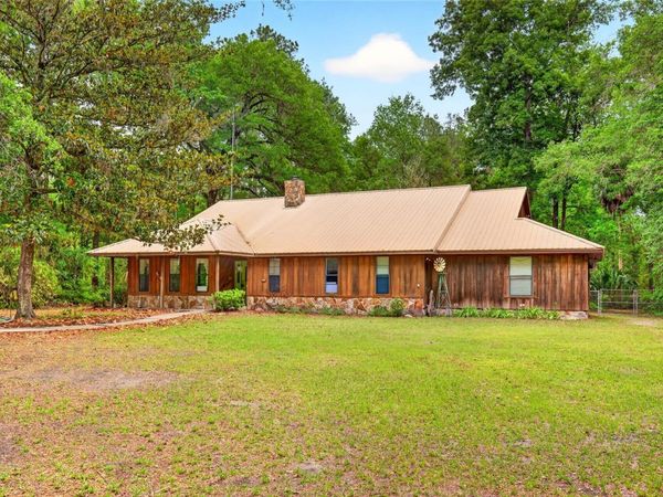 16555 N HIGHWAY 329 , REDDICK, FL 32686