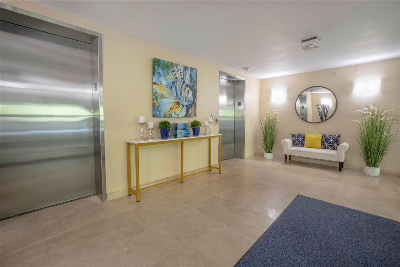 12077 Gandy Boulevard N, Unit 332, Saint Petersburg, FL 33702 Photo