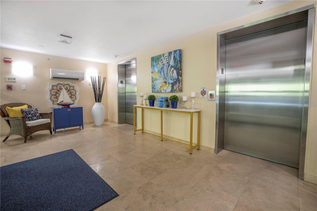 12077 Gandy Boulevard N, Unit 332, Saint Petersburg, FL 33702 Photo