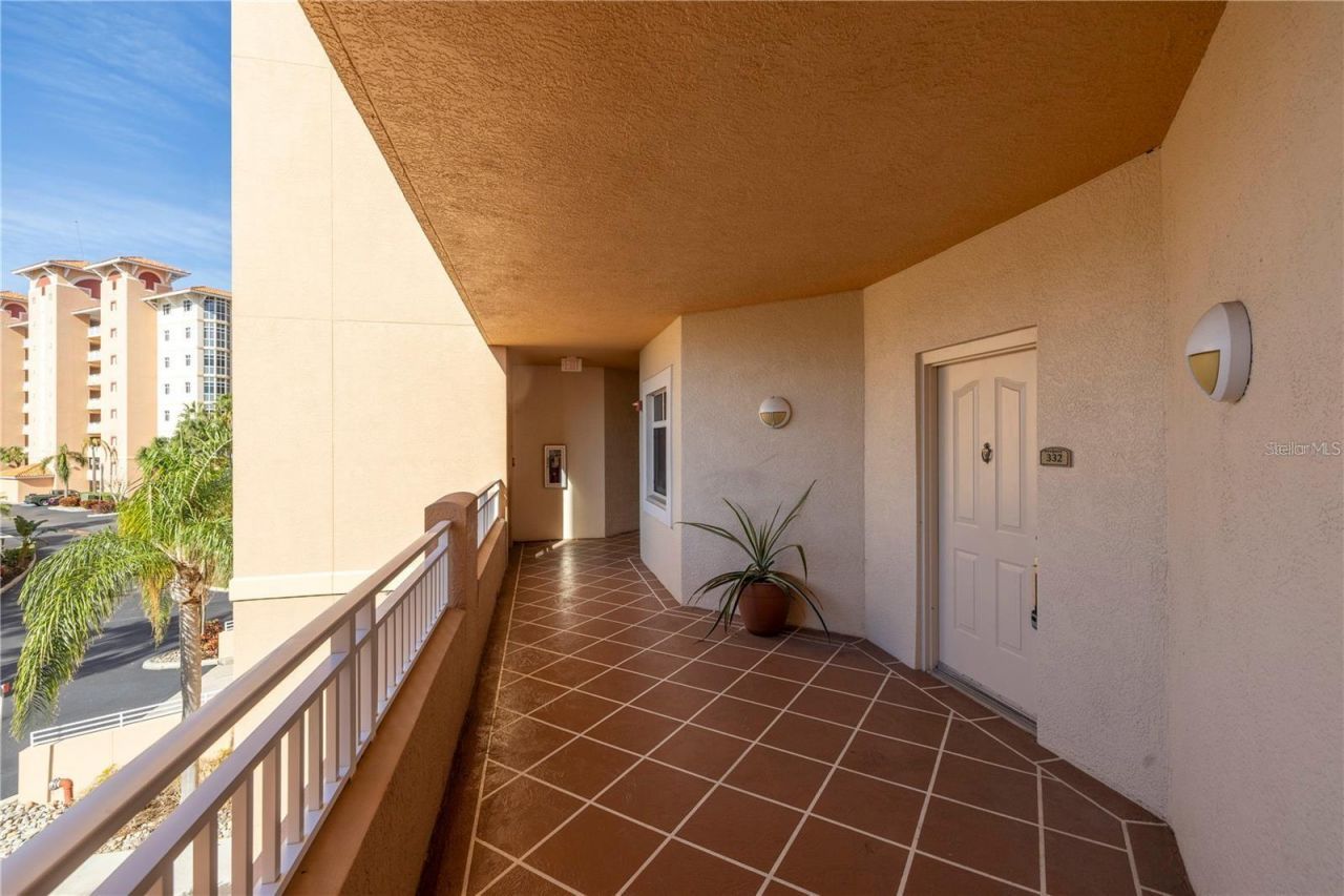 12077 Gandy Boulevard N, Unit 332, Saint Petersburg, FL 33702 Photo