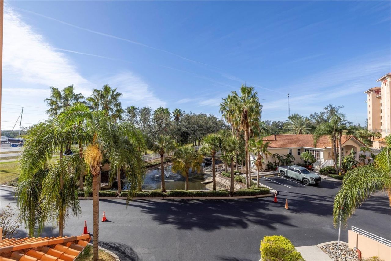 12077 Gandy Boulevard N, Unit 332, Saint Petersburg, FL 33702 Photo