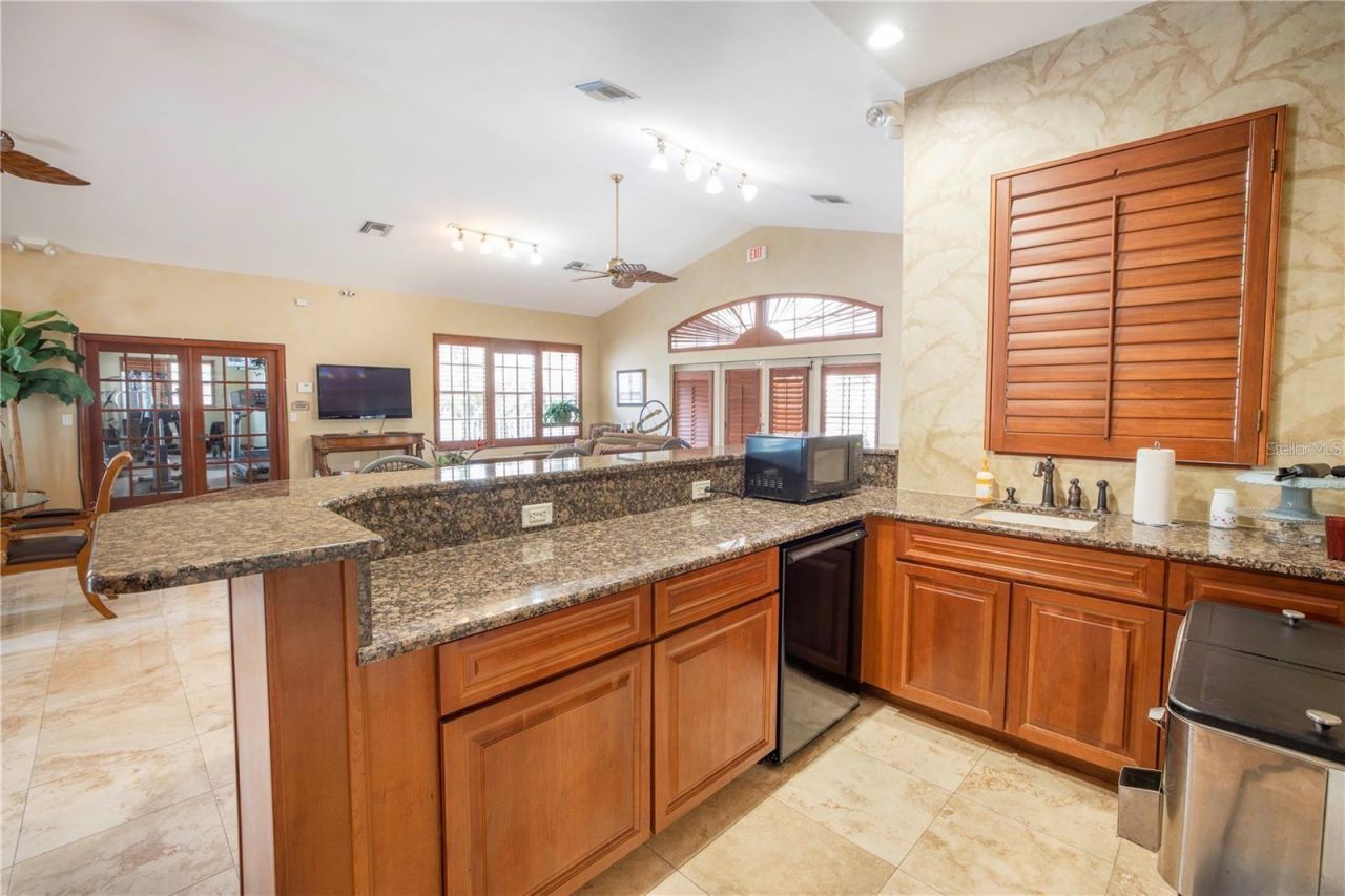 12077 Gandy Boulevard N, Unit 332, Saint Petersburg, FL 33702 Photo