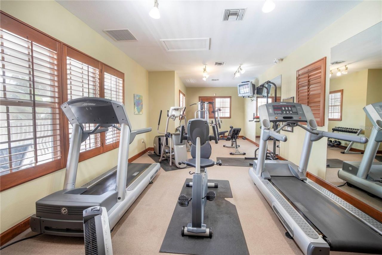 12077 Gandy Boulevard N, Unit 332, Saint Petersburg, FL 33702 Photo