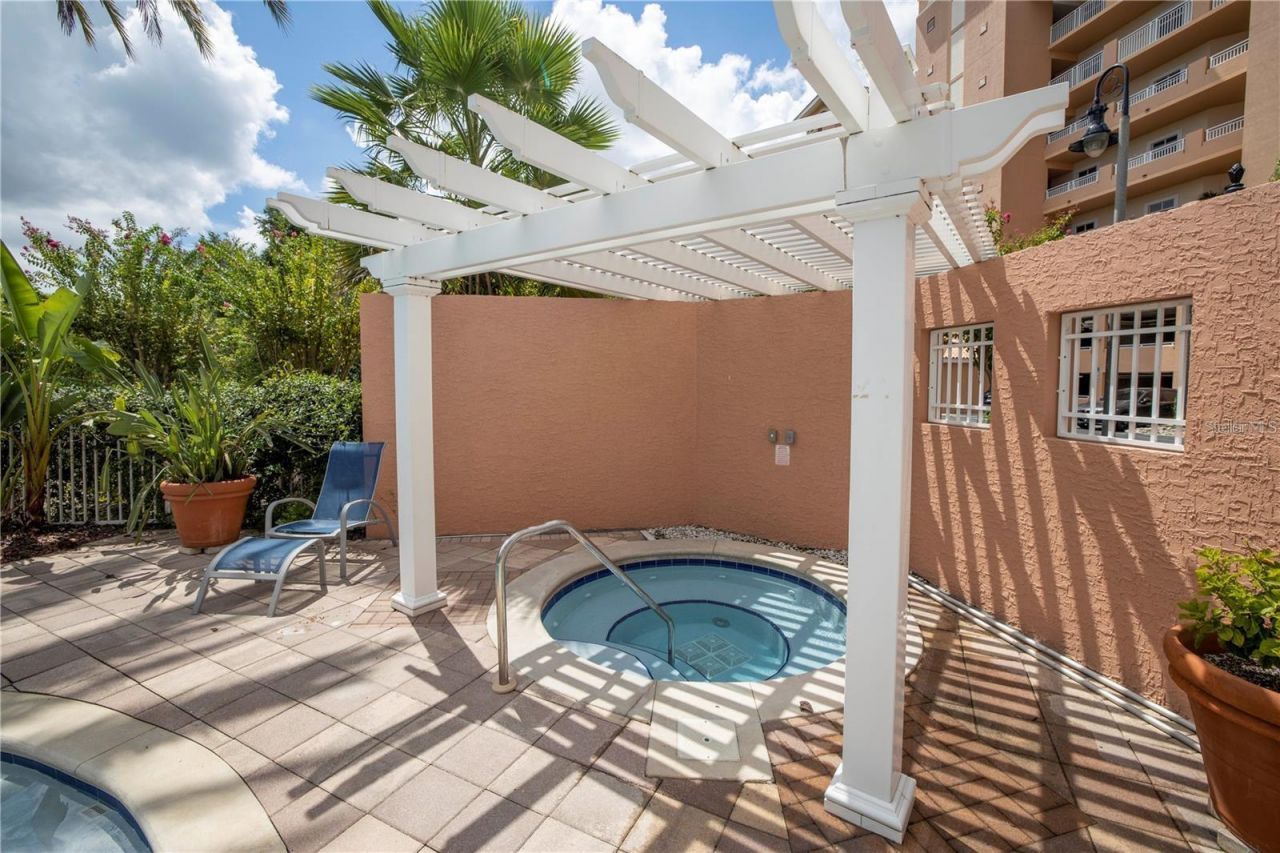 12077 Gandy Boulevard N, Unit 332, Saint Petersburg, FL 33702 Photo