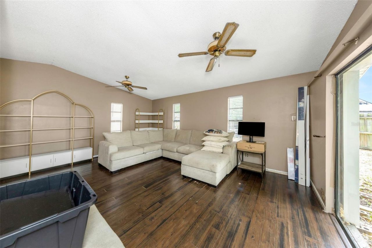 17704 Rivendel Road , Lutz, FL 33549 Photo