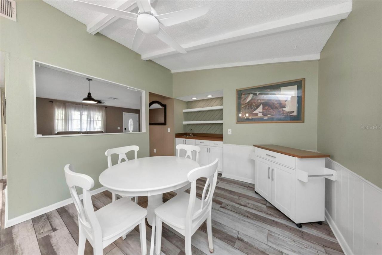 17704 Rivendel Road , Lutz, FL 33549 Photo