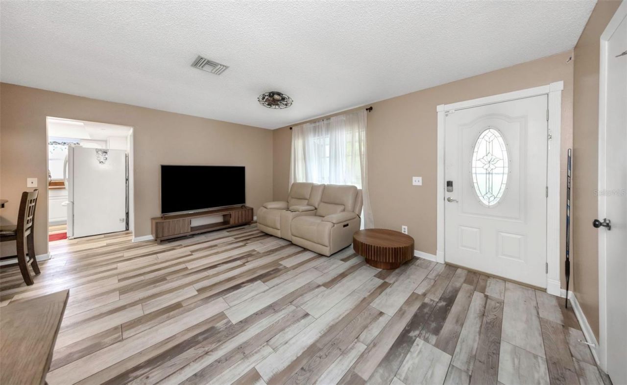 17704 Rivendel Road , Lutz, FL 33549 Photo