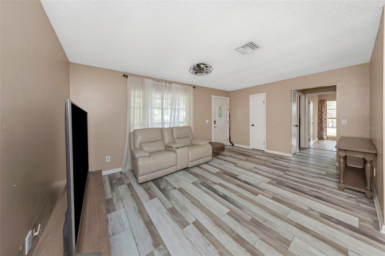 17704 Rivendel Road , Lutz, FL 33549 Photo