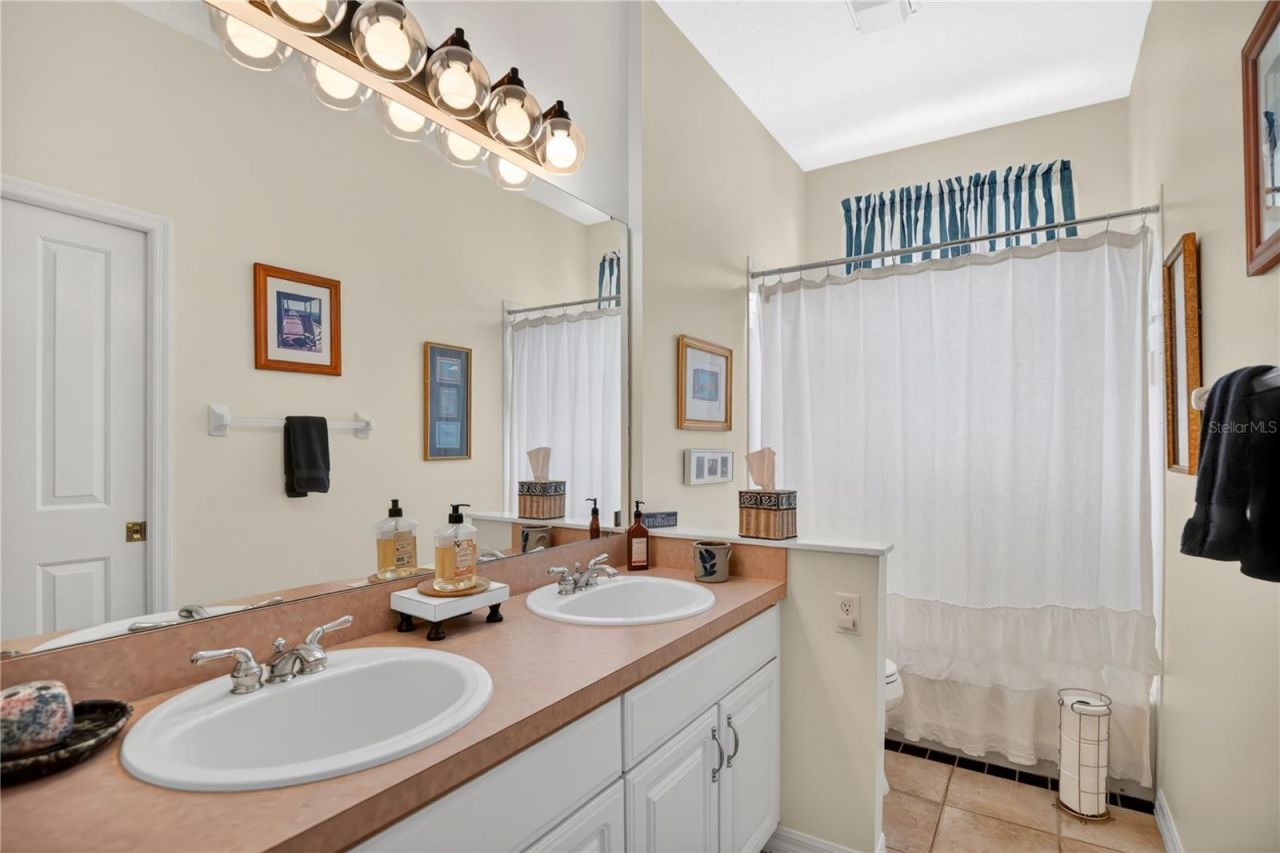 5237 Chiswick Circle, Belle Isle, FL 32812 Photo