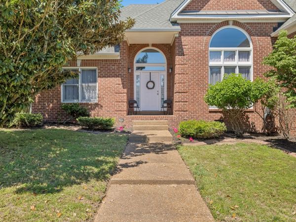 1409 Johns Meadows Cv, Hermitage, TN 37076