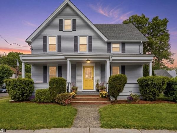 23 Center Ave, Little Falls, NJ 07424