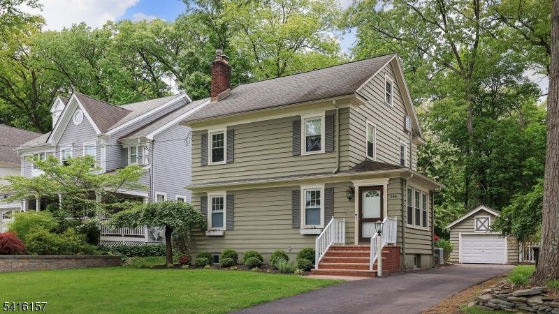 288 Seneca Pl, Westfield, NJ 07090 Main Photo