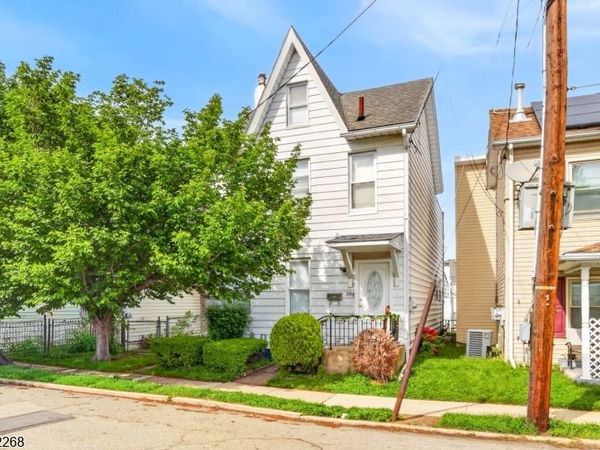 59 Railroad Ave, Phillipsburg, NJ 08865