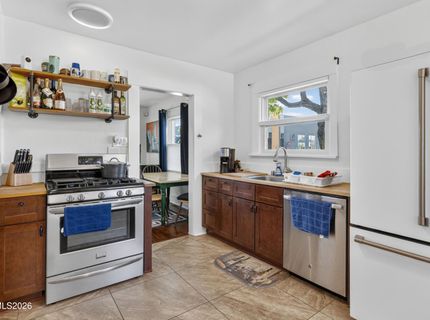 800 S Center Street, Reno, NV 89501 Photo