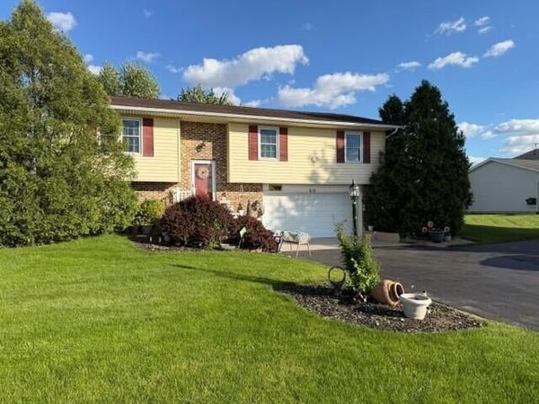 615 W Mill Street , North Lewisburg, OH 43060