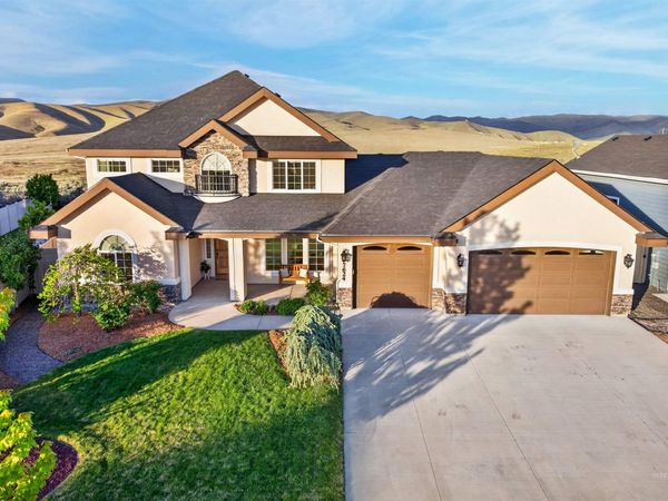 7624 S Wagons View Avenue, Boise, ID 83716