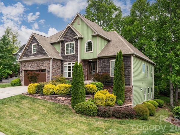 75 Ledgestone Drive , Fairview, NC 28730
