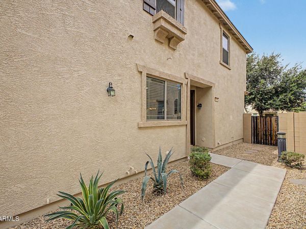 1438 N 80TH Lane, Phoenix, AZ 85043