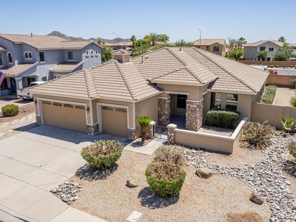 6668 S Garnet Way, Chandler, AZ 85249
