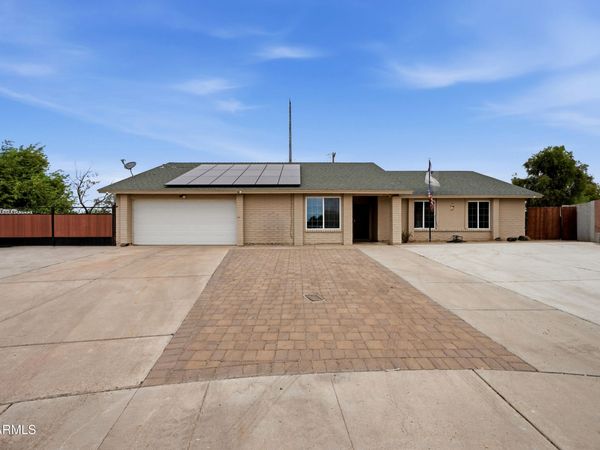 12039 N 60TH Avenue, Glendale, AZ 85304