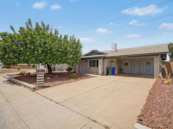 2950 W VILLA THERESA Drive, Phoenix, AZ 85053