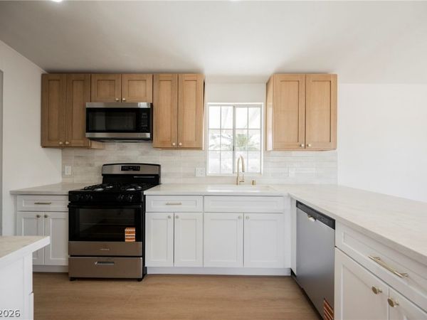 504 Amethyst Avenue , Henderson, NV 89015
