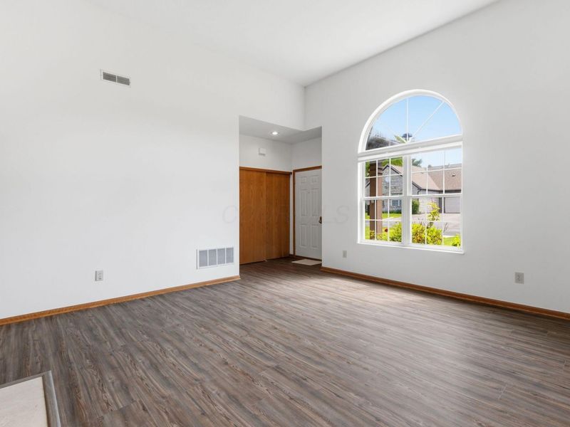 7756 Redman Lane, Reynoldsburg, OH 43068 Photo 8