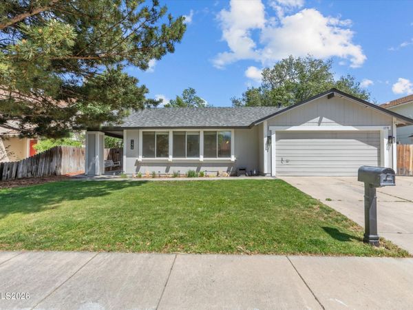 1270 Express Street, Sparks, NV 89434