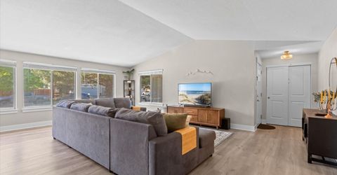 1270 Express Street, Sparks, NV 89434 Photo