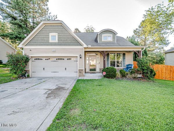 113 Sedgewood Court, Aberdeen, NC 28315