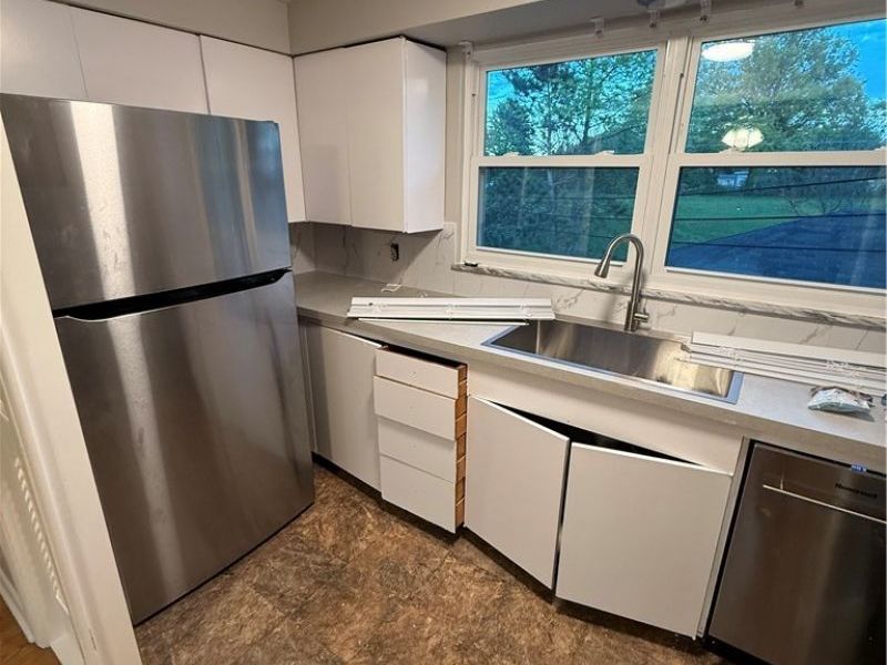 6469 Diana Drive, Poland, OH 44514 Photo 2