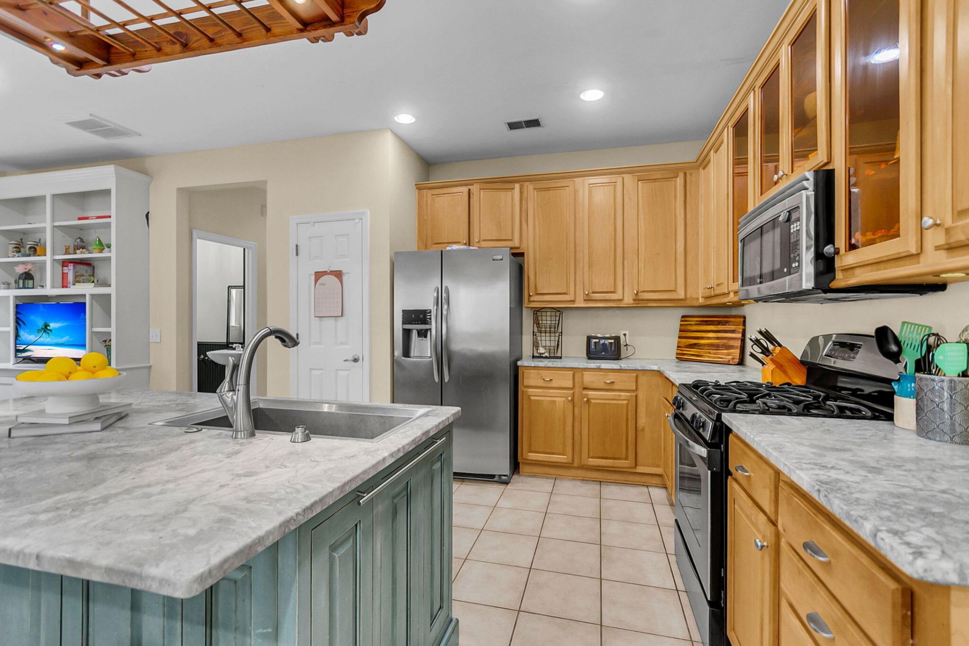 1504 Royal Colony Road Photo 14