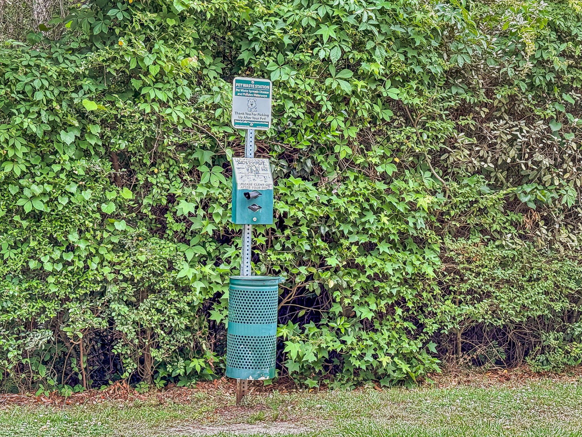 1504 Royal Colony Road Photo 38