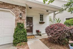 1504 Royal Colony Road photo 4