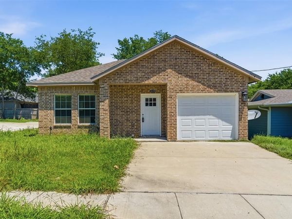 3614 Short Street , Greenville, TX 75401
