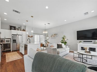 2280 N Fitzhugh Avenue, Unit 30, Dallas, TX 75204