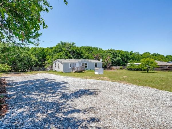 178 Valley Lake Lane, Springtown, TX 76082