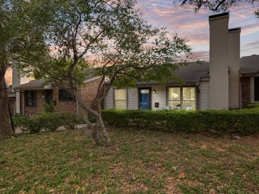 13644 Brookgreen Drive, Dallas, TX 75240