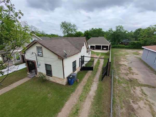 2210 Eugene Street, Dallas, TX 75215