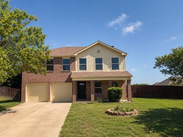 501 Coral Reef Lane , Glenn Heights, TX 75154