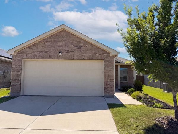 2214 Nightgrove Circle, Crandall, TX 75114