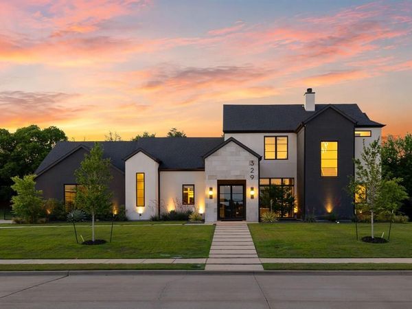 329 Renaissance Lane, Heath, TX 75032