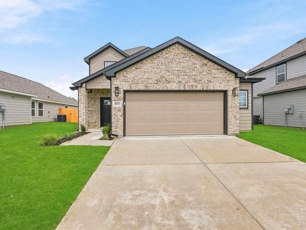 8013 Charlestown Lane, Everman, TX 76140