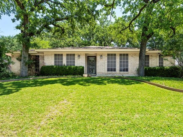 3615 Yorkshire Drive, Arlington, TX 76013