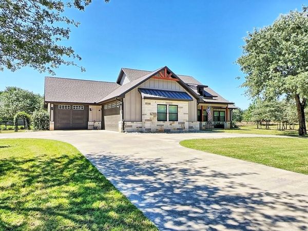 3347 Sabine Street , Athens, TX 75752